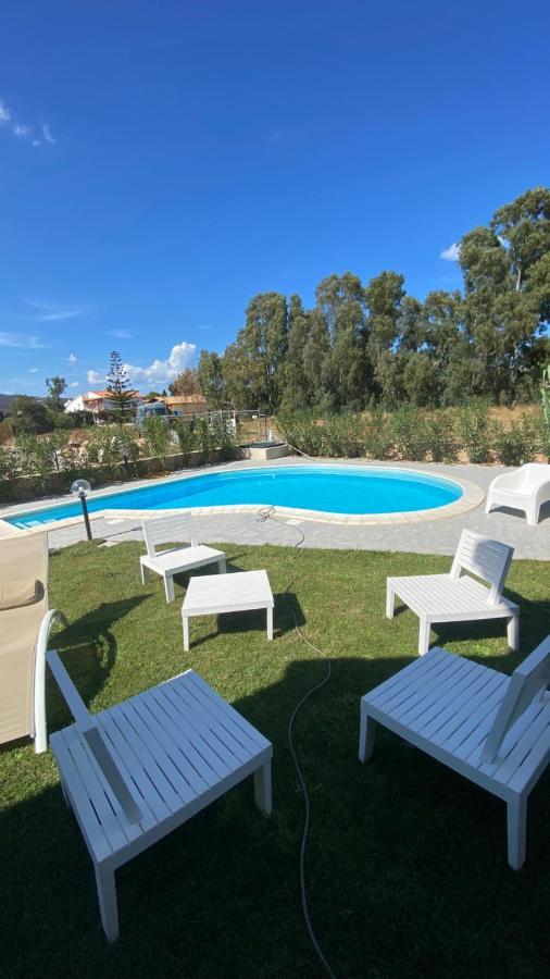 Villetta Con Piscina Budoni Affitti Spiaggia 700 Mt エクステリア 写真
