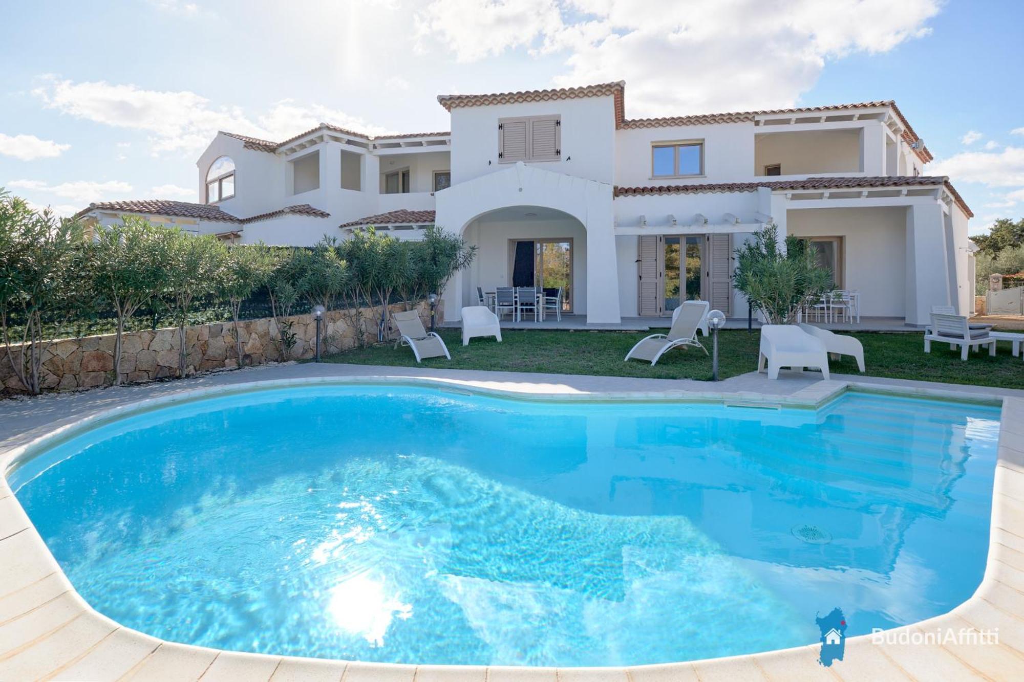 Villetta Con Piscina Budoni Affitti Spiaggia 700 Mt エクステリア 写真