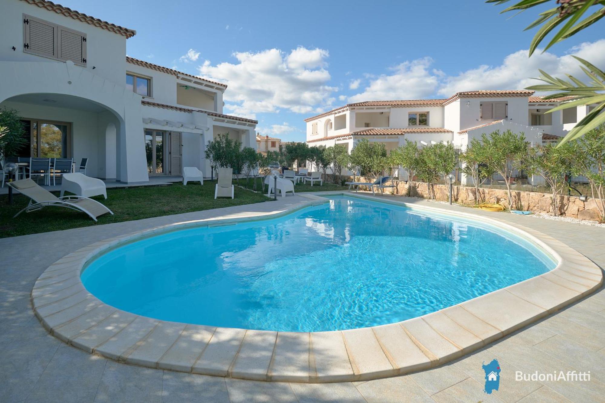 Villetta Con Piscina Budoni Affitti Spiaggia 700 Mt エクステリア 写真