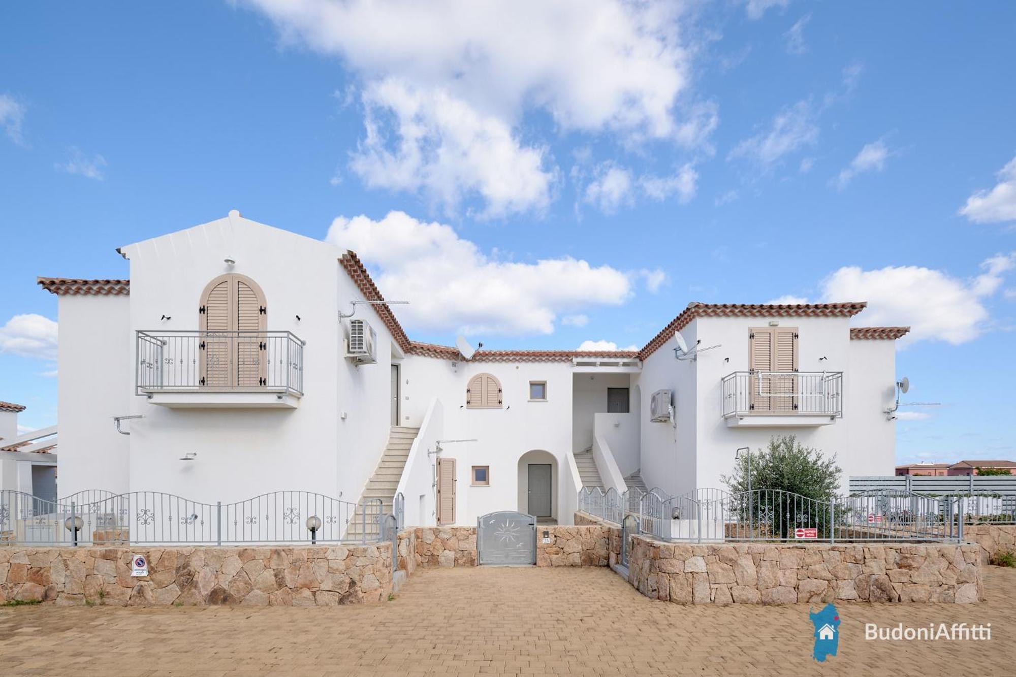 Villetta Con Piscina Budoni Affitti Spiaggia 700 Mt エクステリア 写真